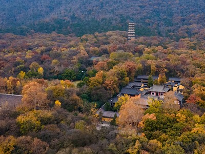Linggu Temple